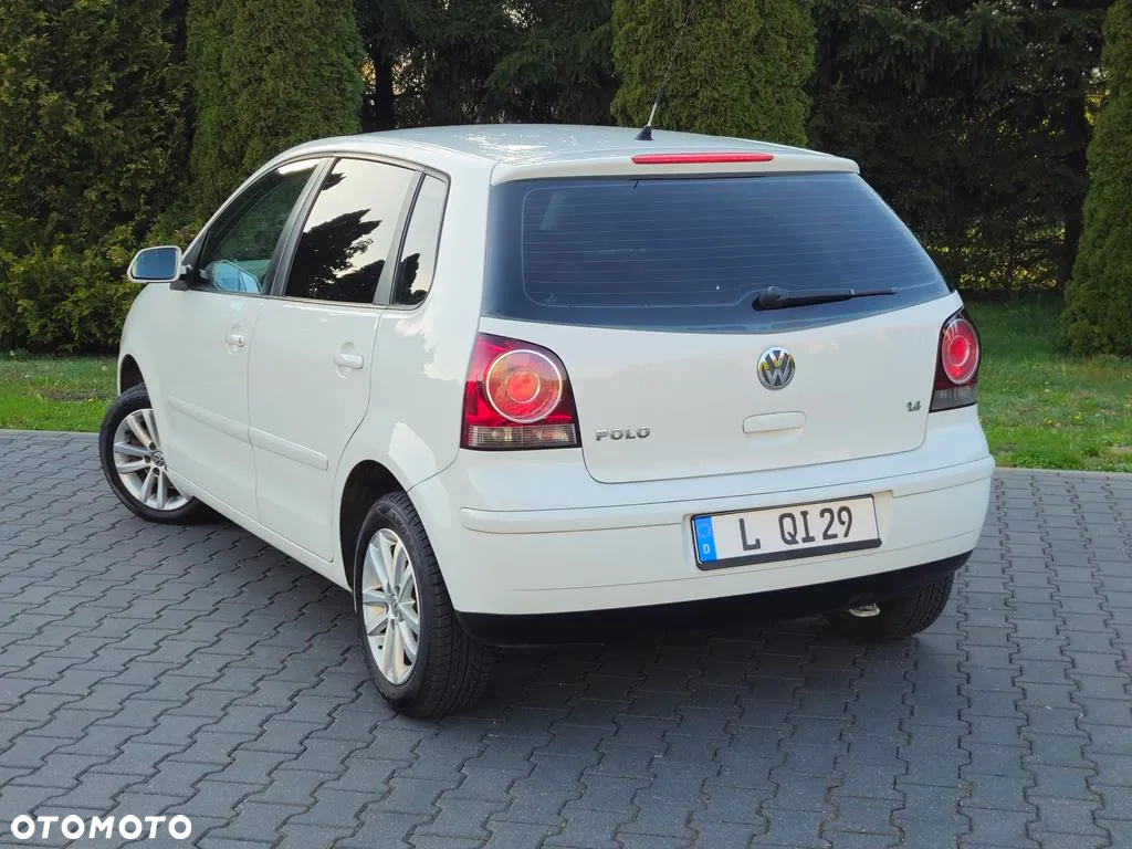 Volkswagen Polo 1.4 Comfortline - 27