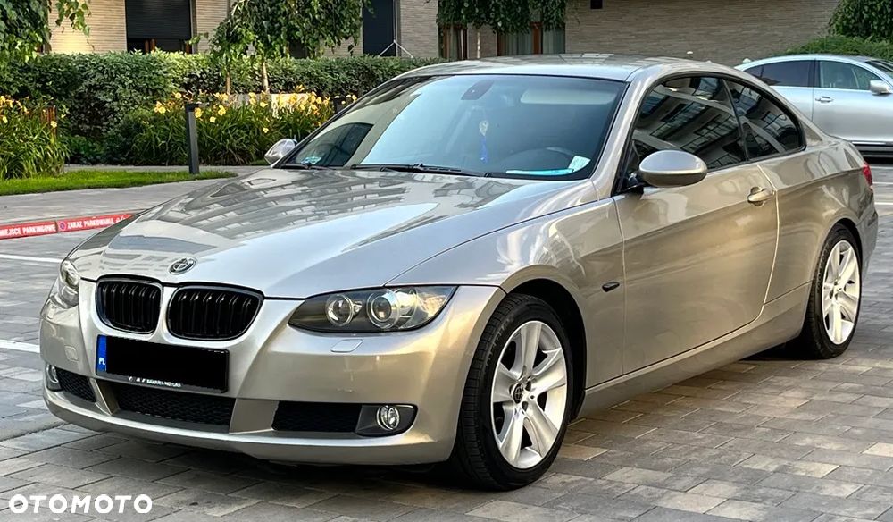 BMW Seria 3 320d Coupe - 1