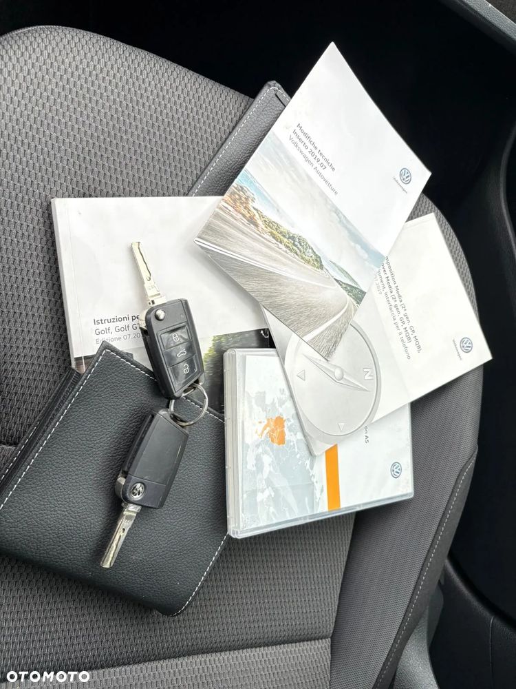 Volkswagen Golf 1.6 TDI BlueMotion Technology Comfortline - 14