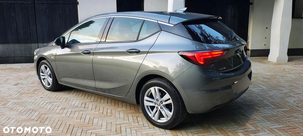 Opel Astra - 4