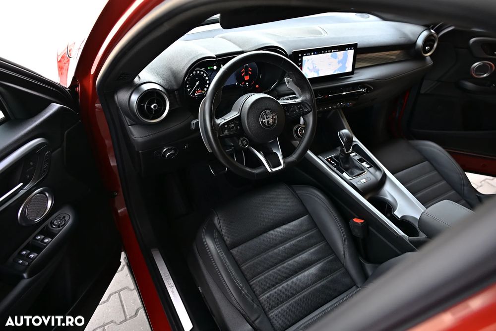 Alfa Romeo Tonale 1.5 FWD AT MHEV Veloce - 32