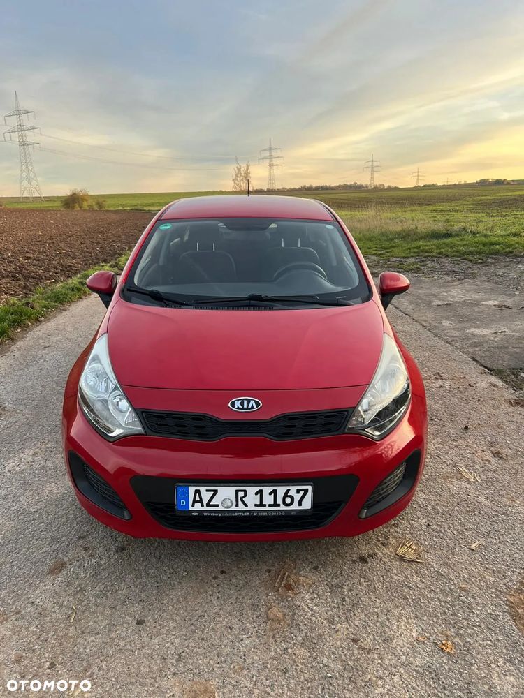 Kia Rio 1.2 L - 10