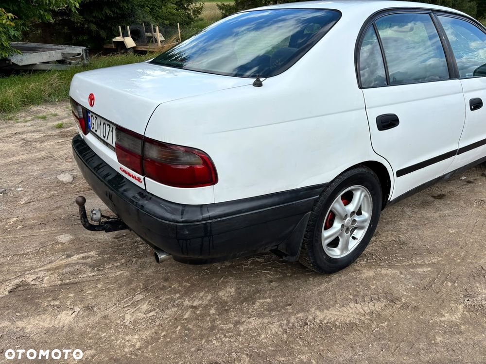 Toyota Carina 1.6 XLi - 8