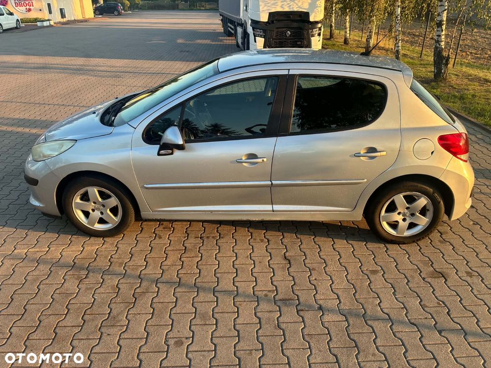 Peugeot 207 1.6 HDi - 5