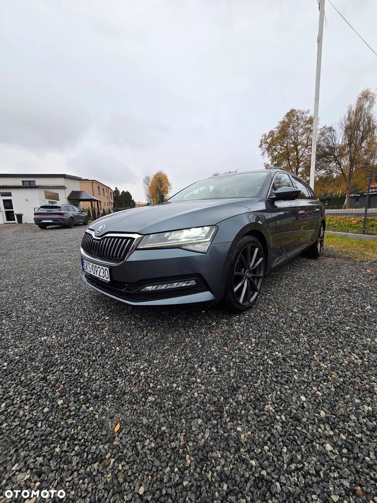 Skoda Superb 2021 photo 2