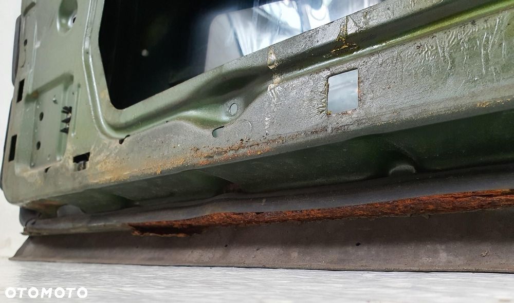 DRZWI PRAWY PRZÓD PRZEDNIE 876 MERCEDES W126 - 13