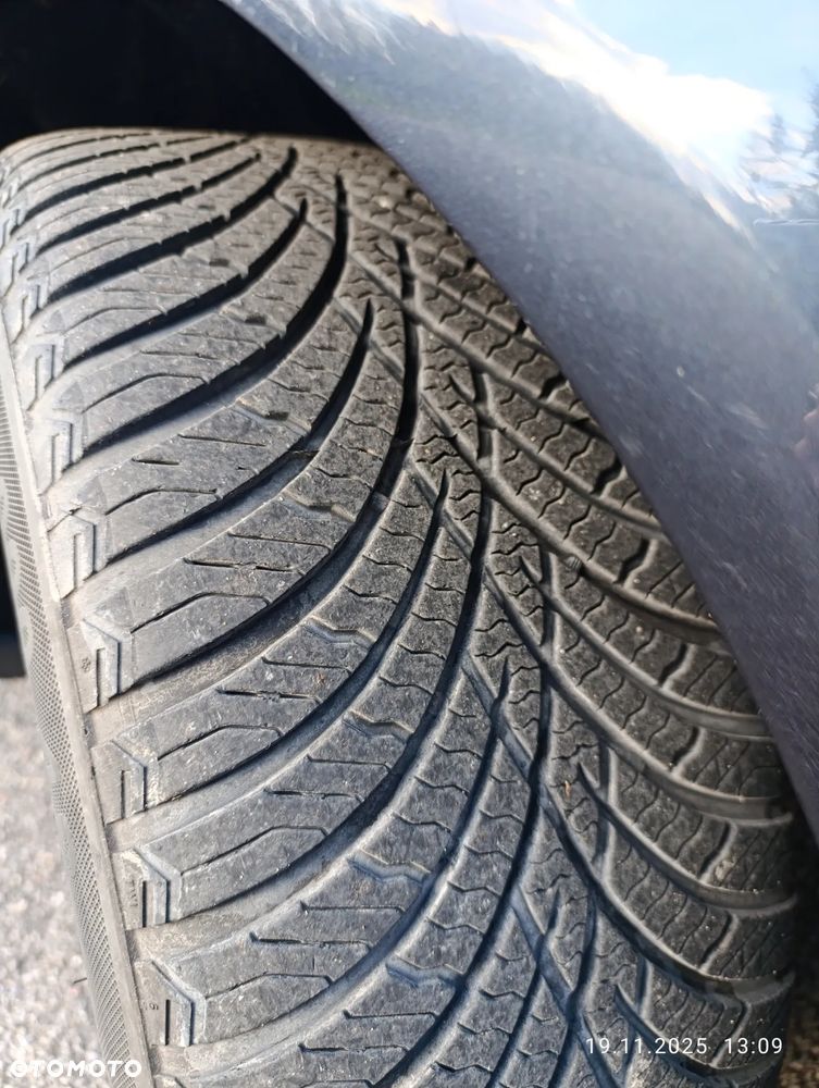 Audi A4 Limousine - 8