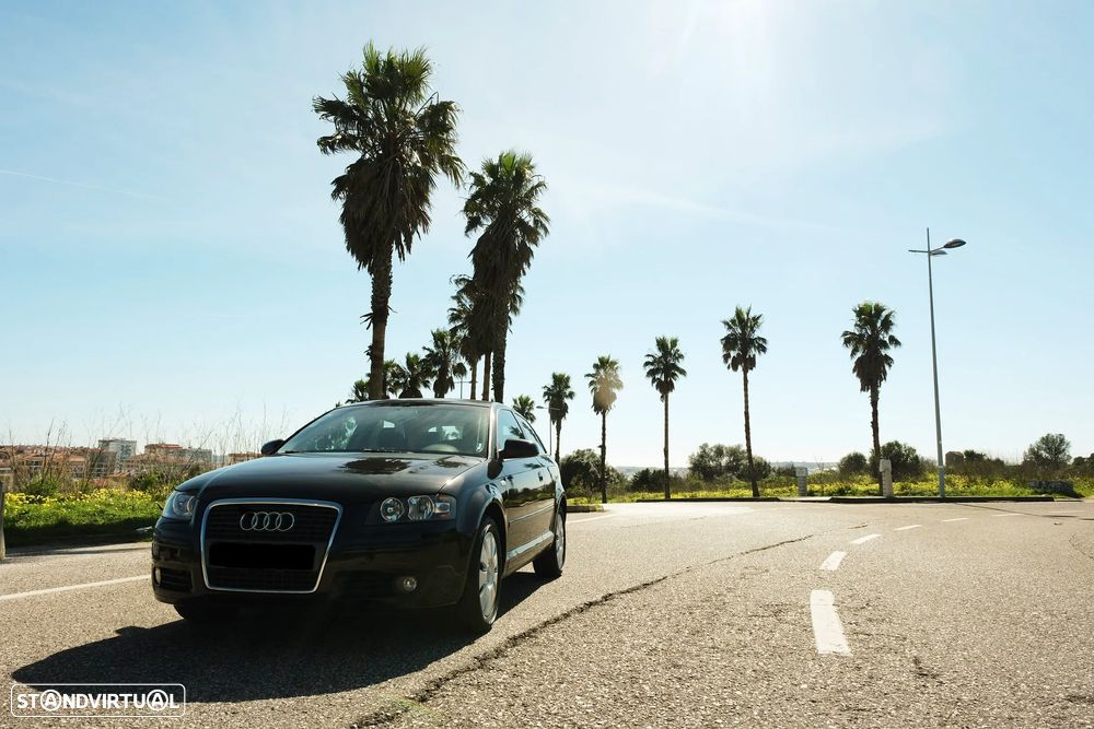 Audi A3 1.6 FSI Attraction - 2