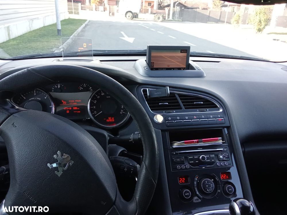 Peugeot 5008 HDI FAP 110 Premium - 6