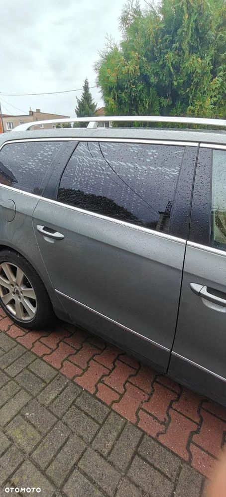 Volkswagen Passat - 10