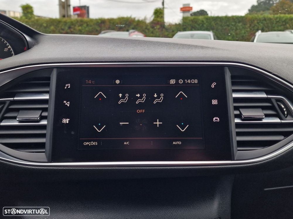 Peugeot 308 1.2 PureTech GT Line - 32