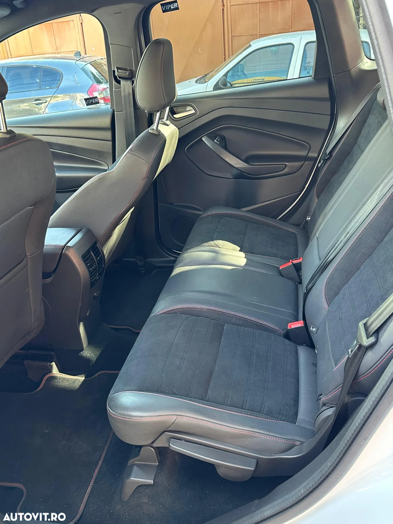 Ford Kuga - 8