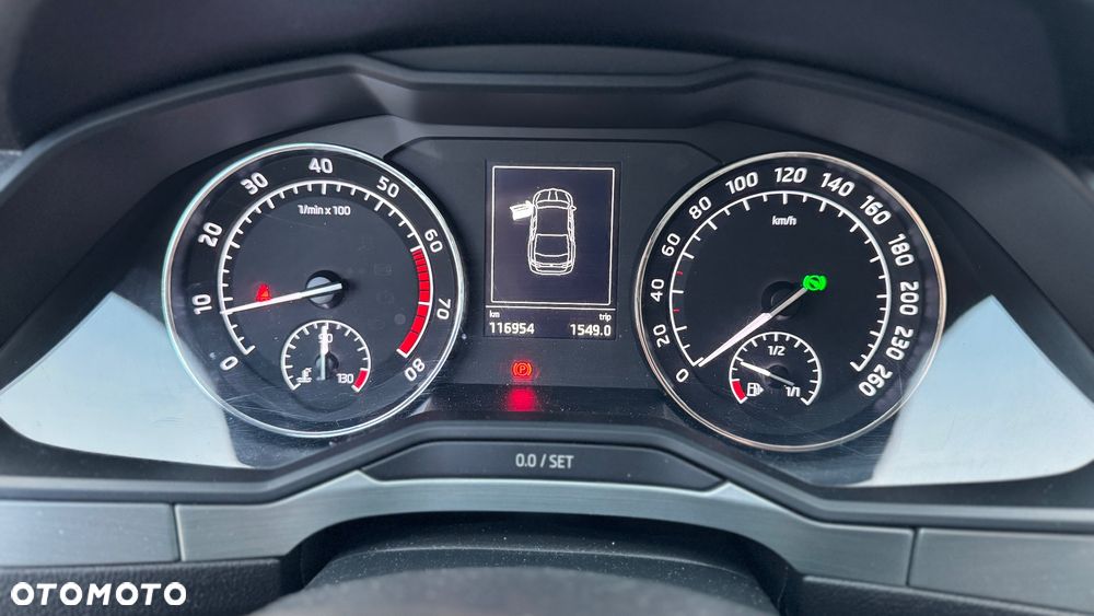 Skoda Superb 2.0 TSI Ambition DSG - 6