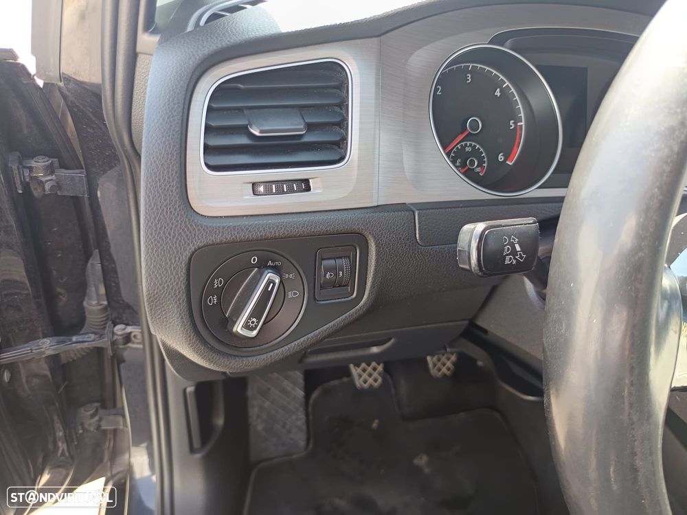 VW Golf Variant 1.6 TDi GPS Edition - 33