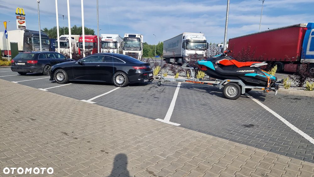 Mercedes-Benz Klasa E 220 d Coupe 4-Matic AMG - 31