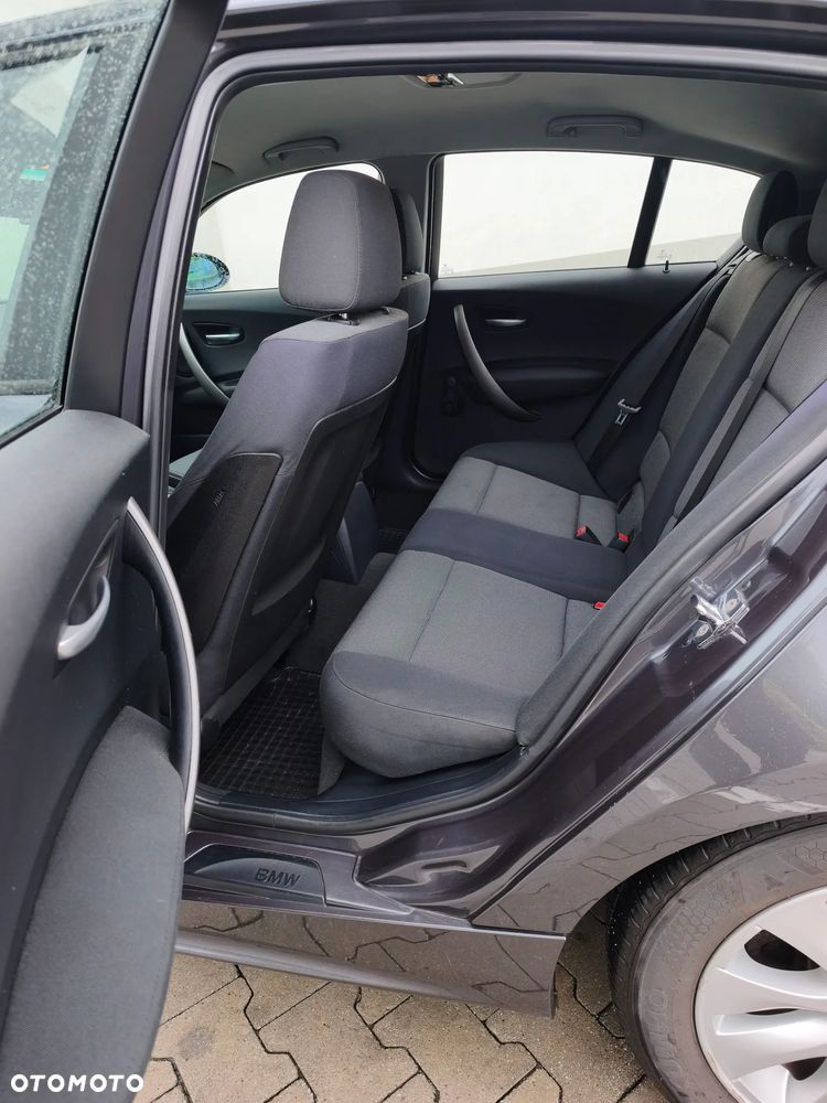 BMW Seria 1 118i - 16