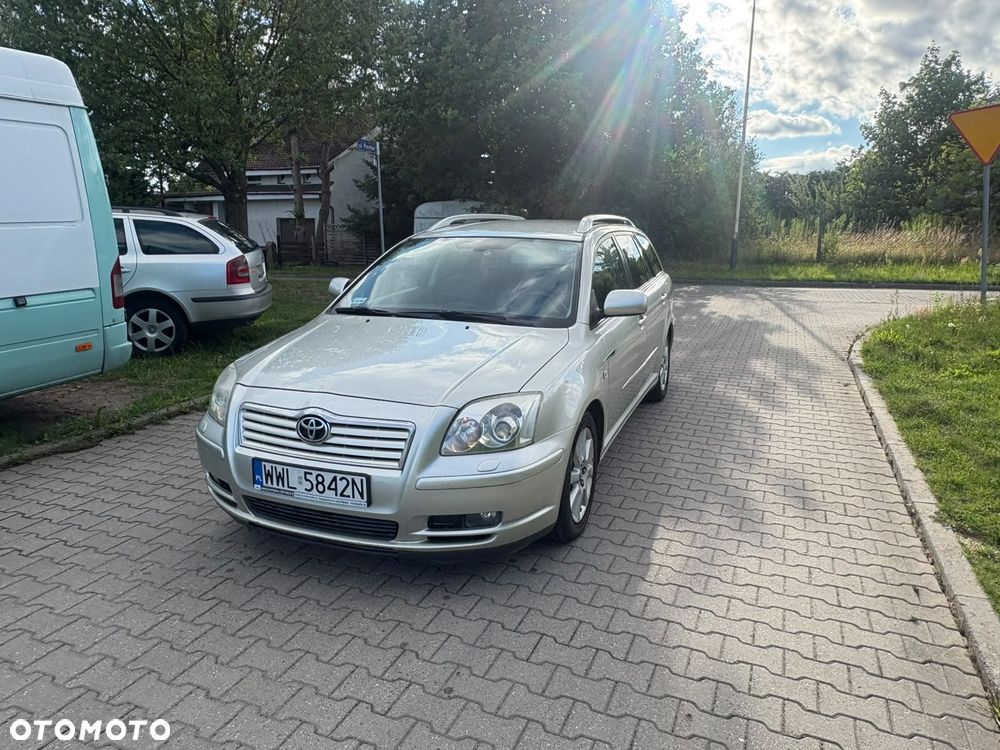 Toyota Avensis 2.0 VVT-i Prestige - 1