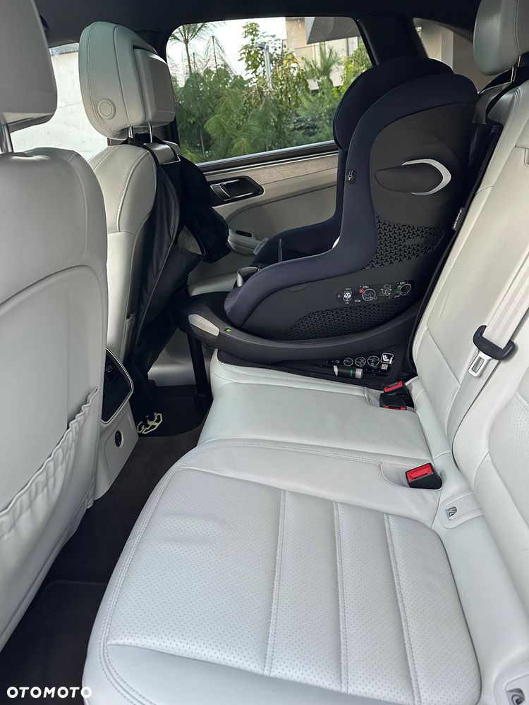 Porsche Macan Standard - 10