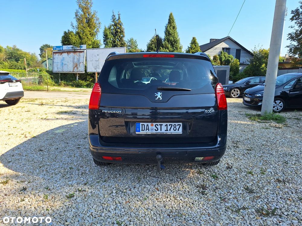 Peugeot 5008 HDI FAP 150 Platinum - 11