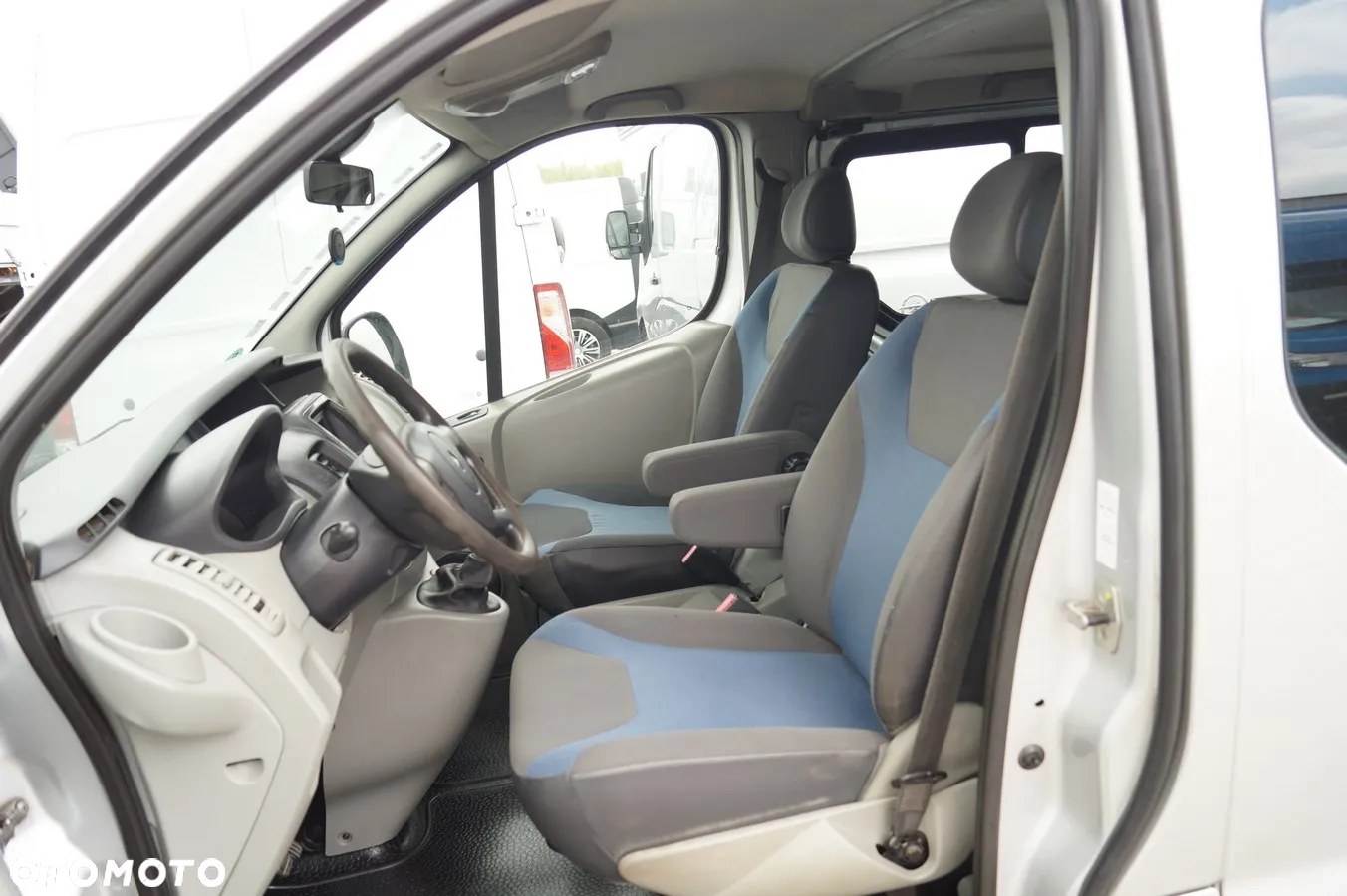Renault Trafic - 17