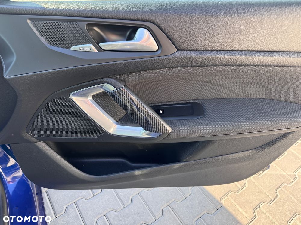 Peugeot 308 1.2 PureTech GPF Allure Pack S&S - 5