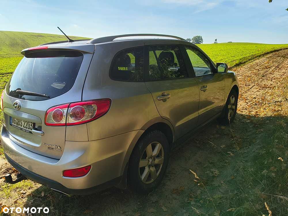 Hyundai Santa Fe - 4