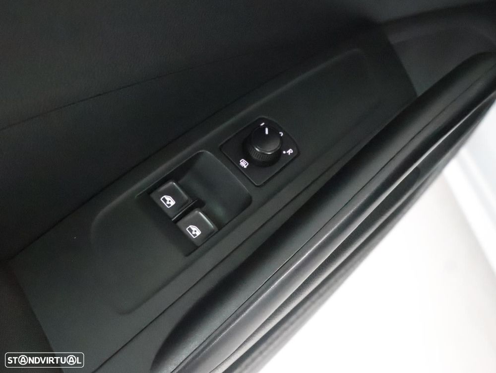 Skoda Fabia 1.0 TSI First Edtion - 12