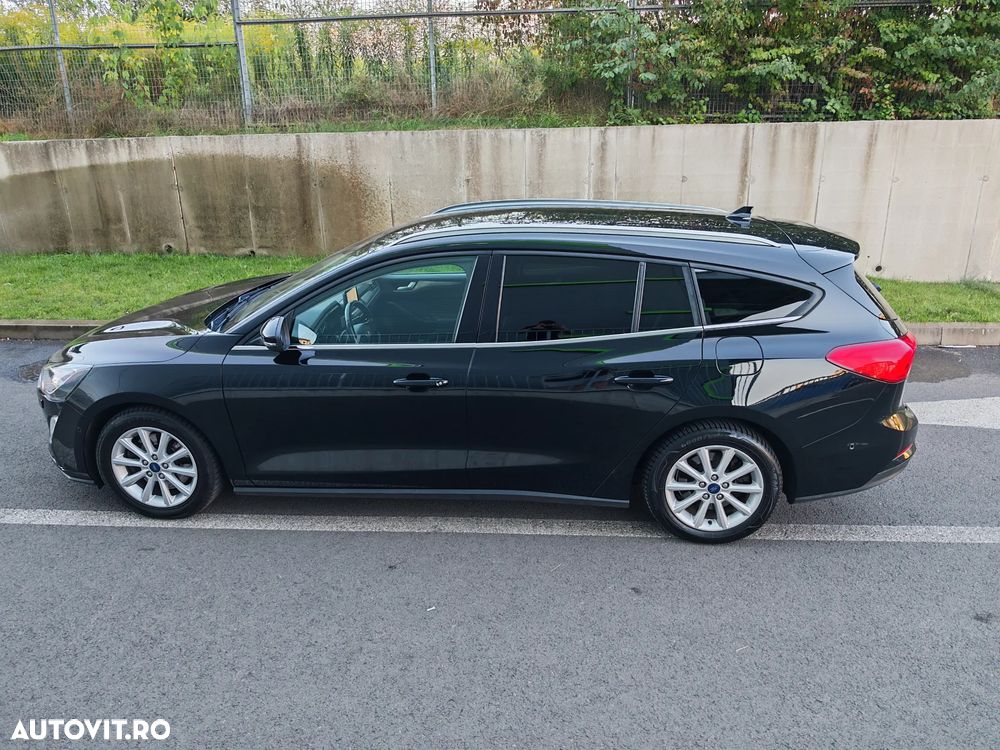 Ford Focus 2.0 TDCi Powershift Titanium - 5
