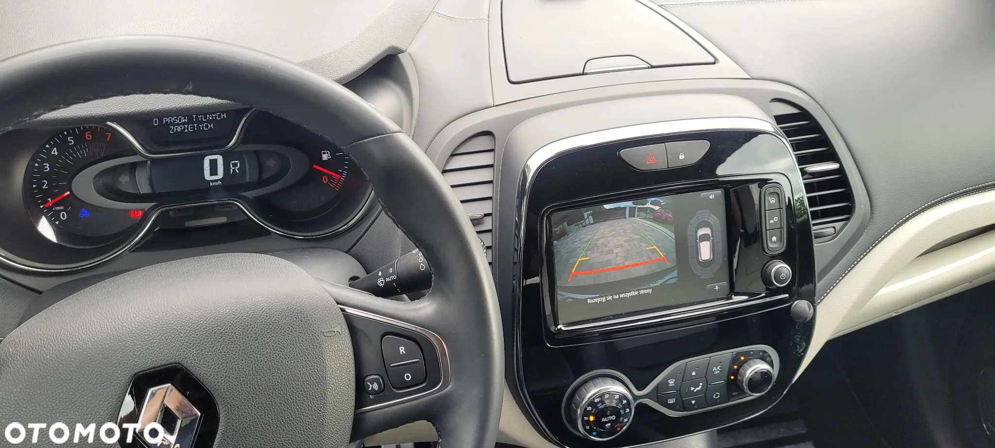 Renault Captur ENERGY TCe 120 EDC Initiale Paris - 11