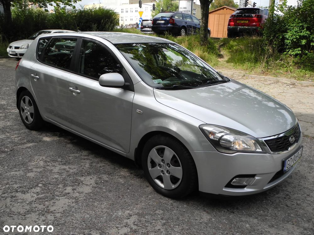 Kia Ceed - 2