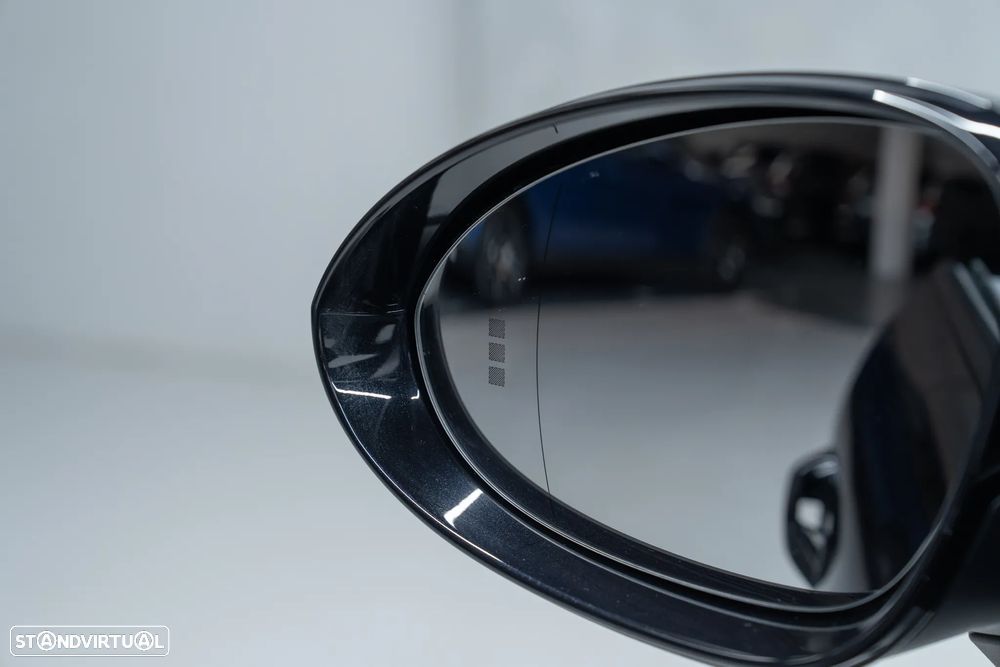 Porsche Macan Electric 4 - 27