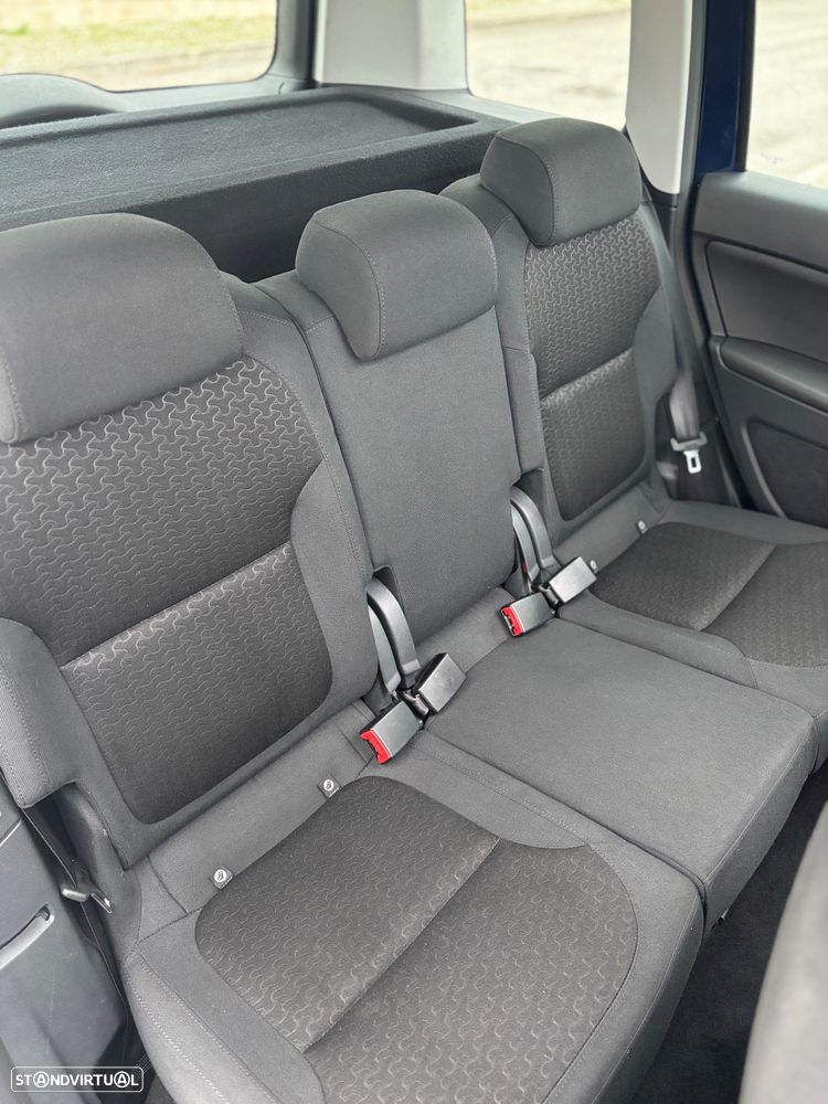 Skoda Yeti 1.6 TDI Elegance DSG - 14