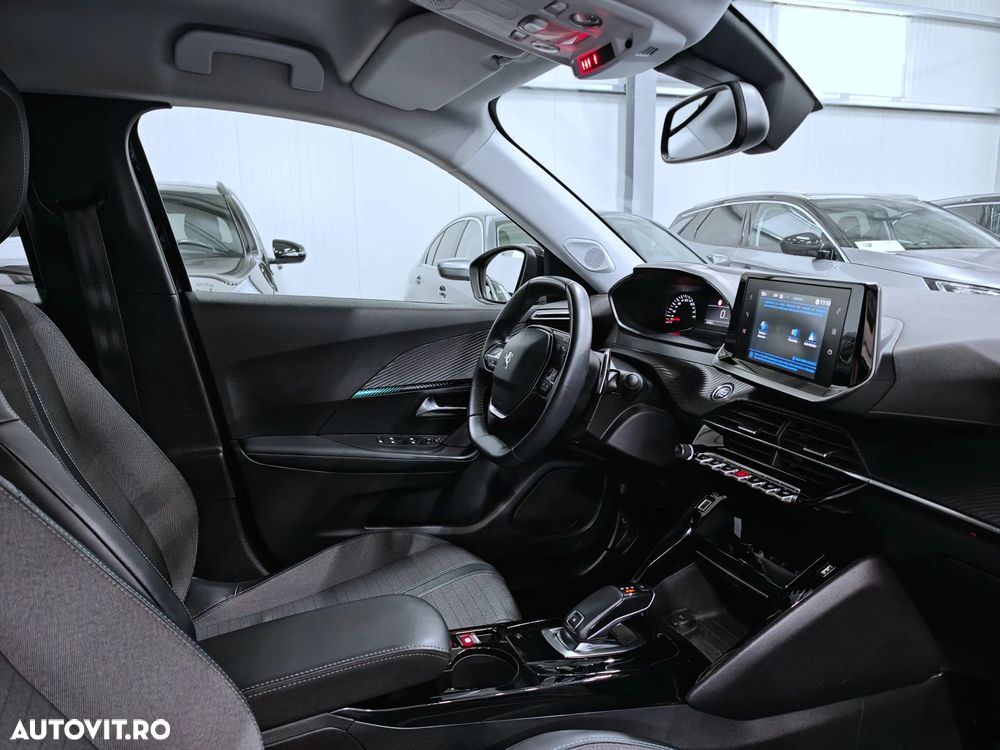 Peugeot 2008 PureTech 130 Stop&Start EAT6 Allure - 21