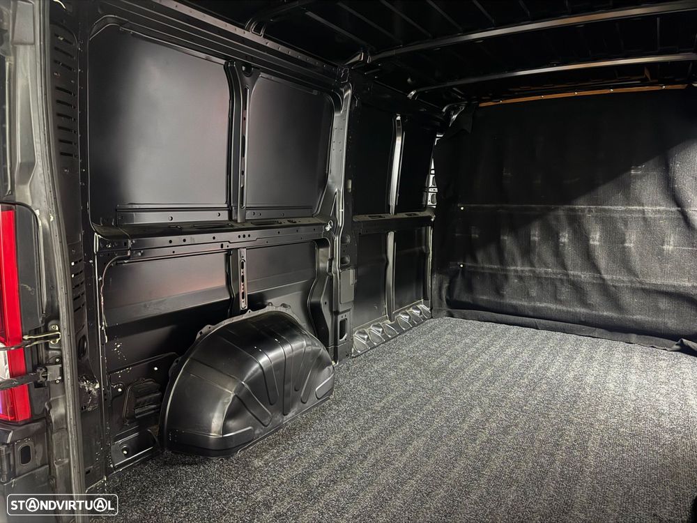 Peugeot Boxer Van (250) - 13