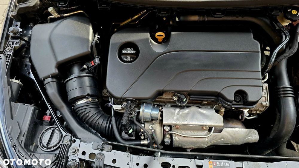 Opel Astra 1.4 Turbo Dynamic - 30