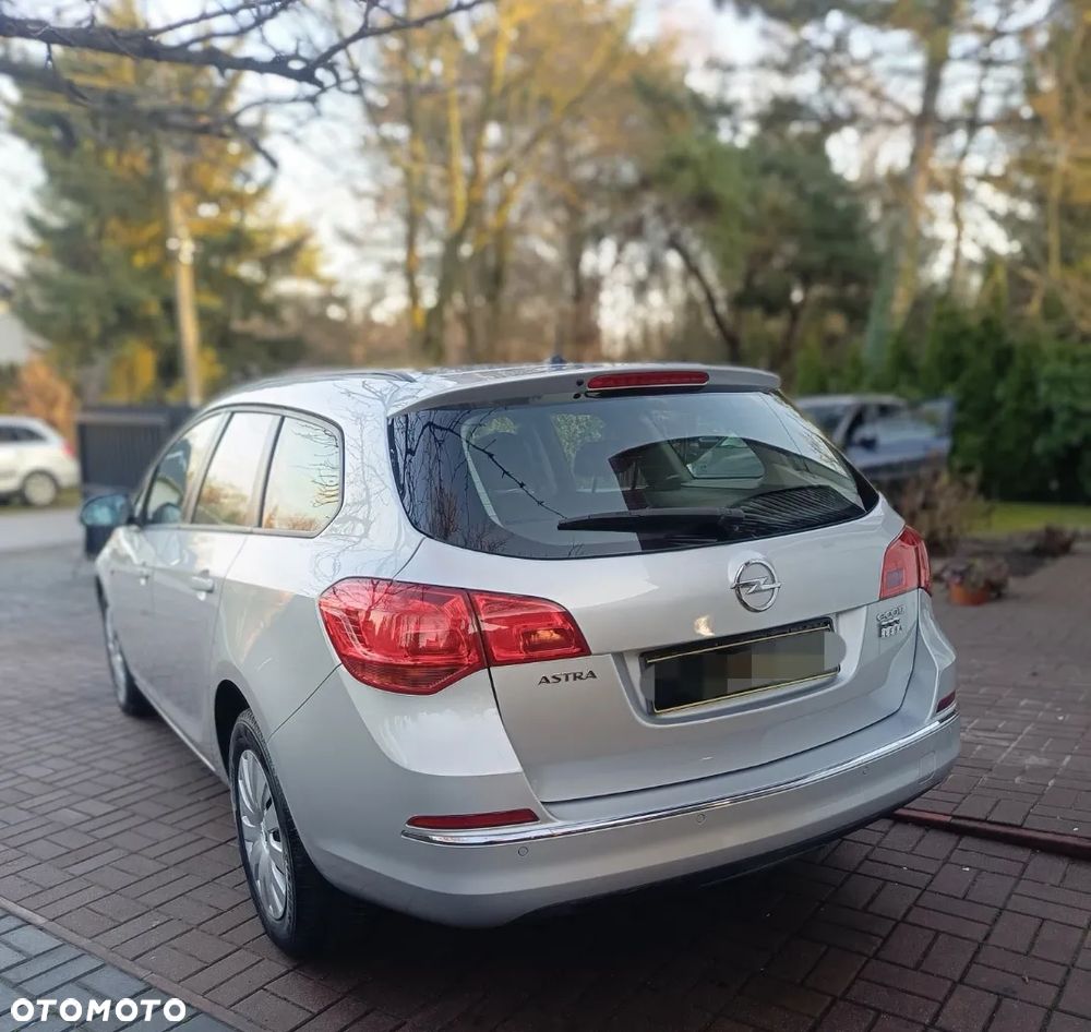 Opel Astra 1.6 CDTI Active - 10