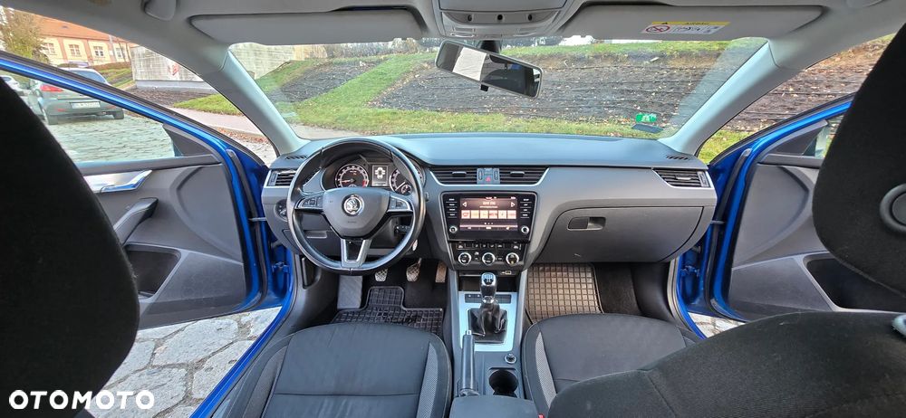 Skoda Octavia 1.6 TDI Ambition - 16