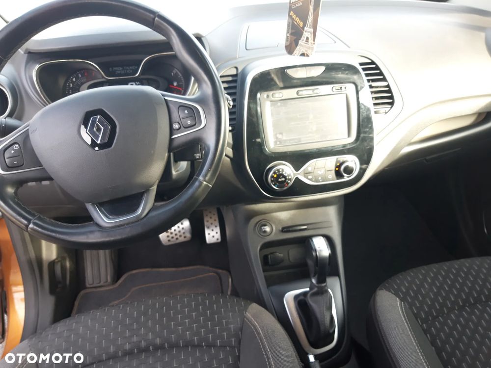 Renault Captur - 17