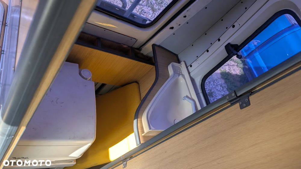 Renault Trafic - 22