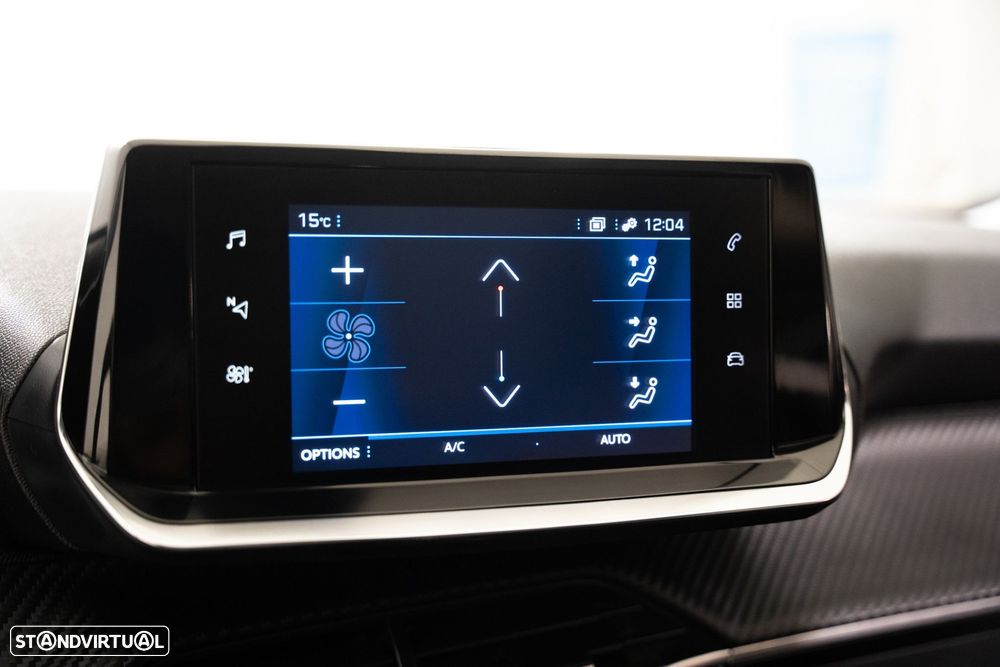 Peugeot 2008 1.2 PureTech Active EAT8 - 6