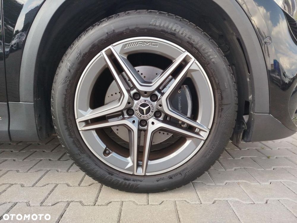 Mercedes-Benz GLA - 26