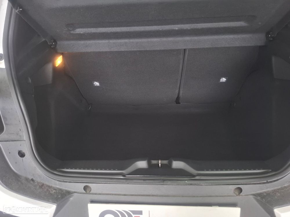 Citroën e-C3 44 kWh Autonomia Conforto Max - 9