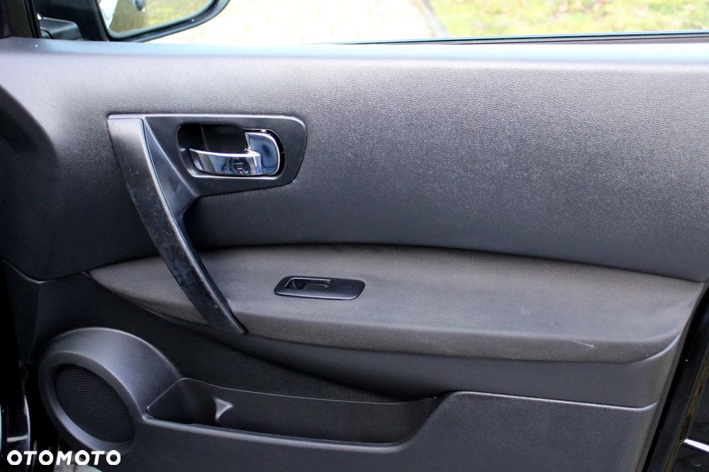 Nissan Qashqai 1.6 visia - 22