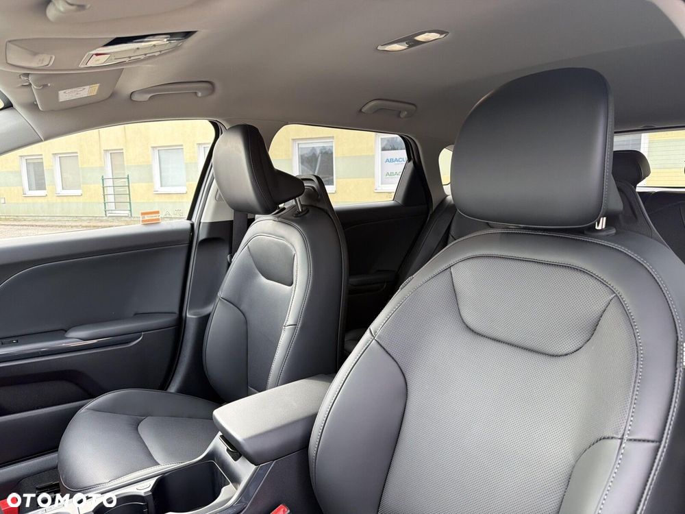 Kia K4 - 12