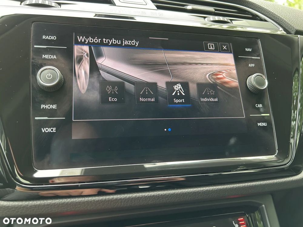Volkswagen Touran 1.5 TSI EVO Highline DSG - 34