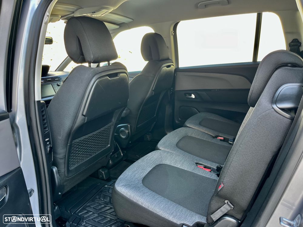 Citroën C4 PureTech 130 Stop&Start SHINE - 19