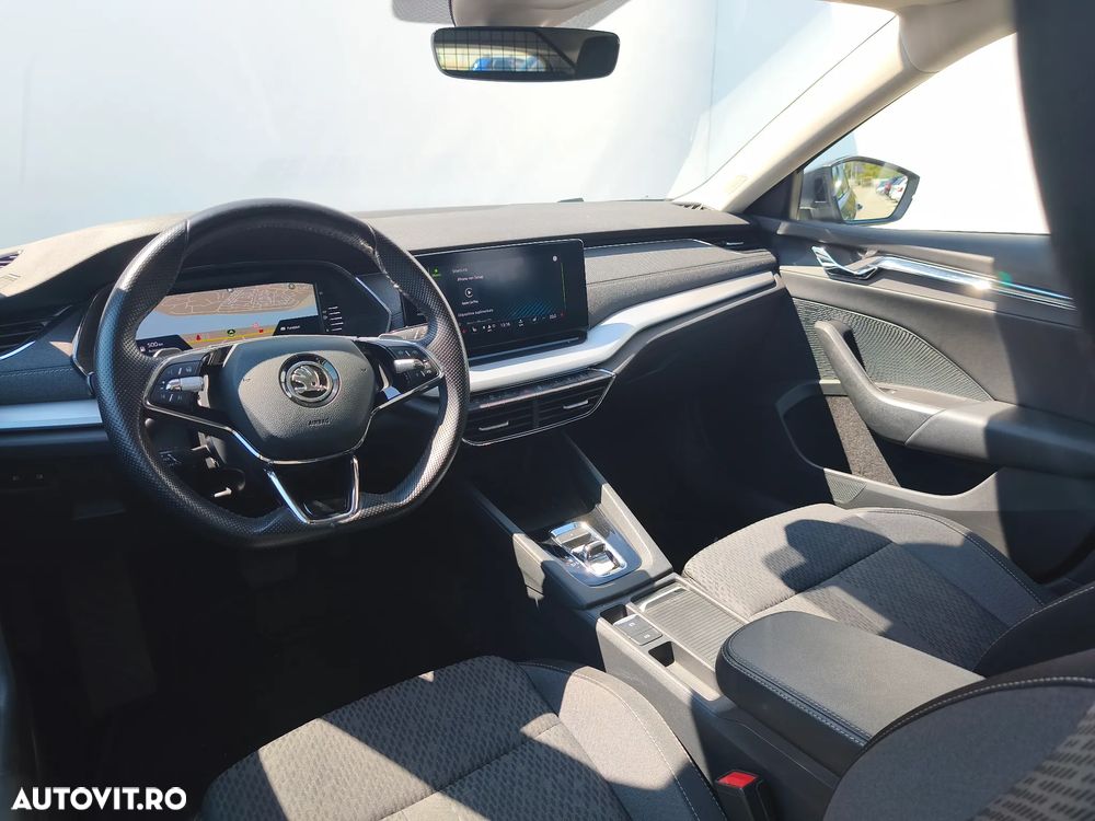Skoda Octavia Combi 2.0 TDI DSG Style - 31