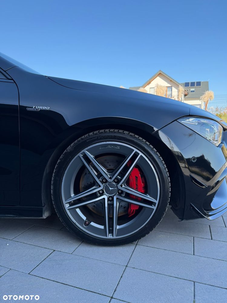 Mercedes-Benz CLA - 8