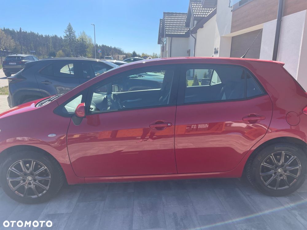 Toyota Auris 1.6 Sol - 4
