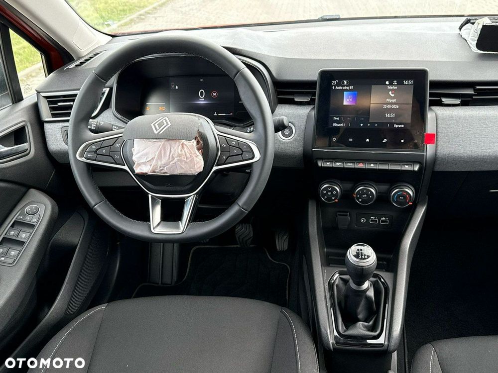 Renault Clio TCe 90 EVOLUTION - 27